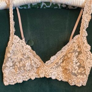 Hanky Panky signature lace bralette size small beige nude wireless pullover